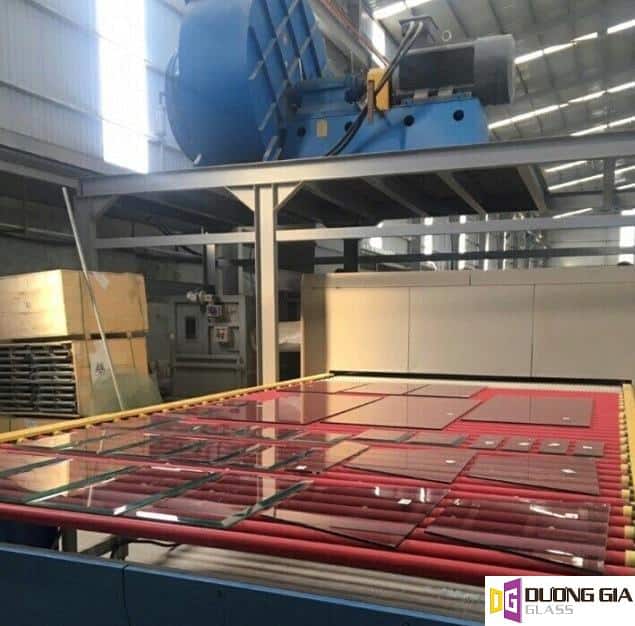 Kính cường lực hãng nào tốt